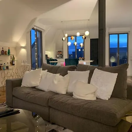 New Rbnb Eiffel Tower Rooftop 360 Terrace View And Parking Appartement Paris