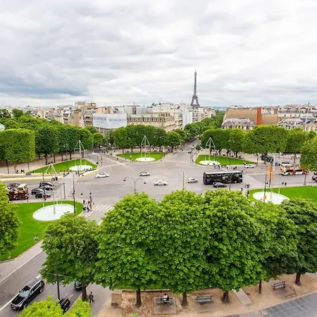 New Rbnb Eiffel Tower Rooftop 360 Terrace View And Parking Apartment